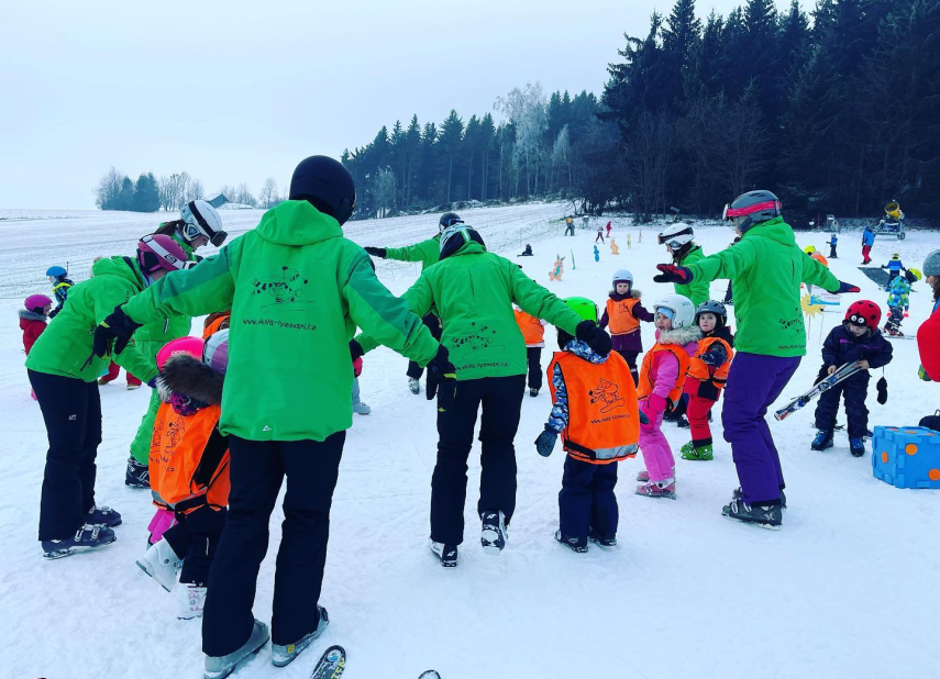 Škola lyžování SKI Harusák