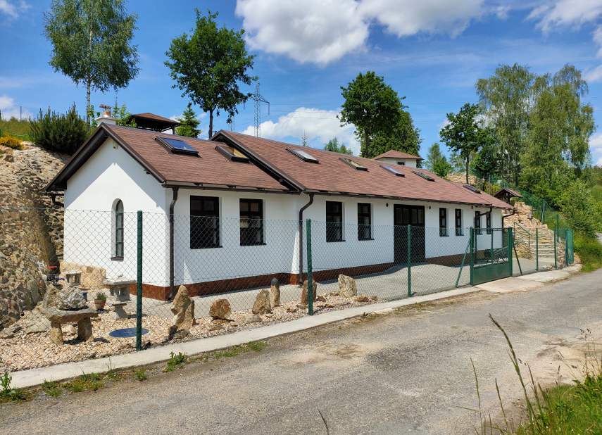 Muzeum historických rádií a stabilních motorů Mirošov