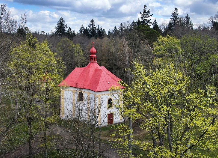 Pohled – poutní areál Svaté Anny