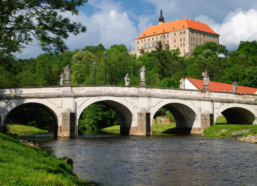 Zámecká zahrada v Náměšti nad Oslavou