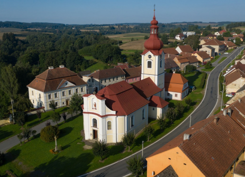 CHURCH OF ST. PETER AND PAUL IN HORNÍ BOBROVÁ