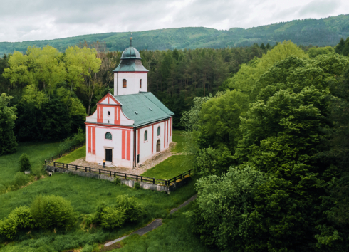 kostel sv. Víta v Zahrádkách u Ledče