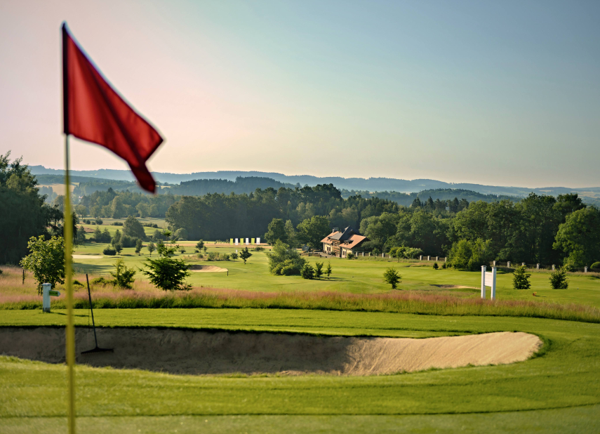 Zahrajte si golf v resortu nedaleko Telče