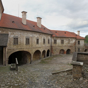 Hrad v Ledči nad Sázavou výborně slouží filmařům